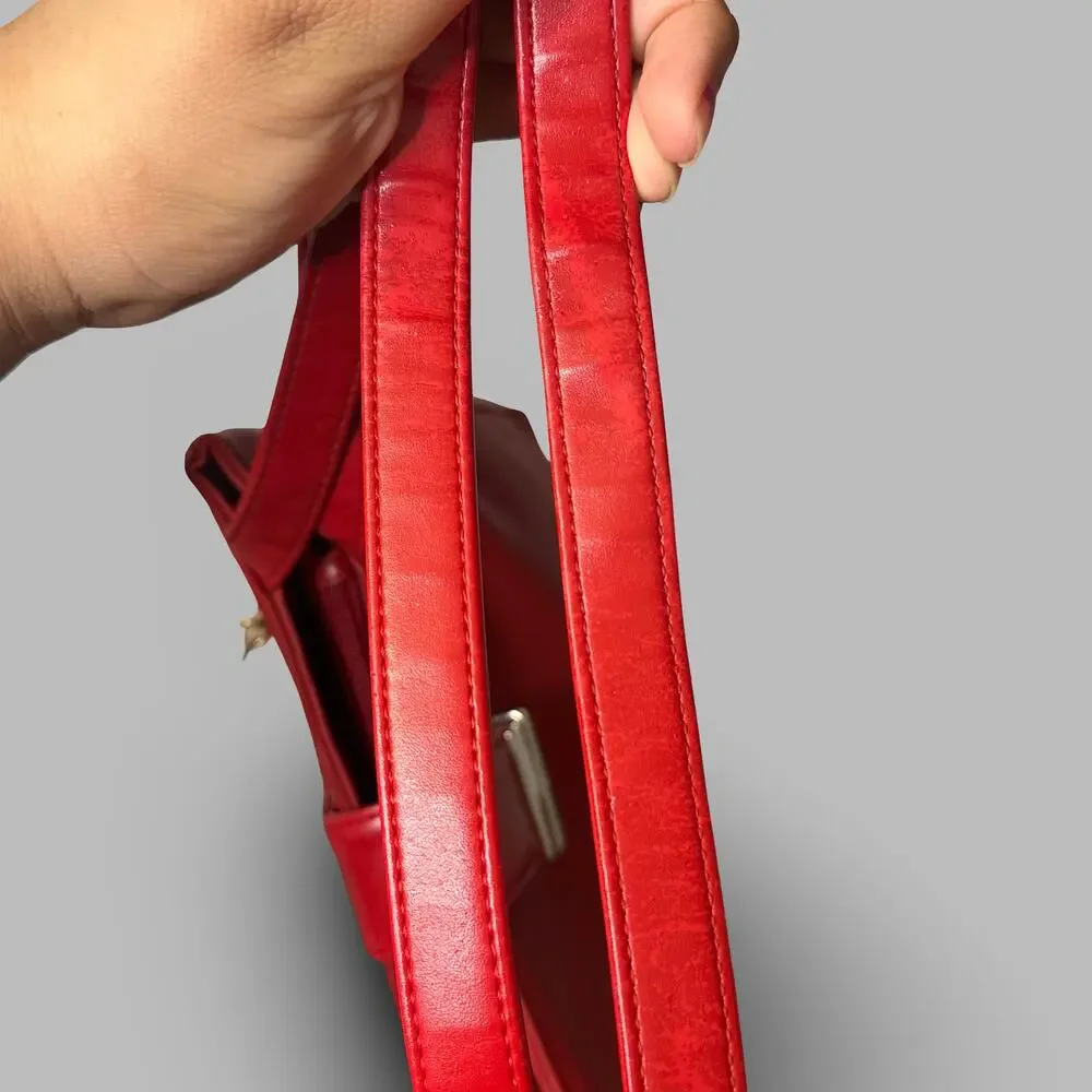 Vintage GUESS Red Shoulder Bag – Authentic Y2K Era